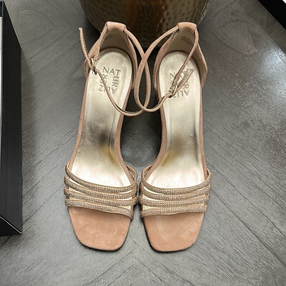 Naturalizer Thena 2 Taupe Suede - Picture 4 of 11